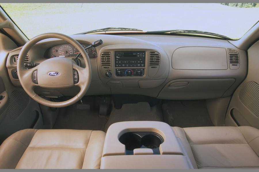  Ford F-150 SuperCrew Cab 2001 года  (фото 61 из 96)